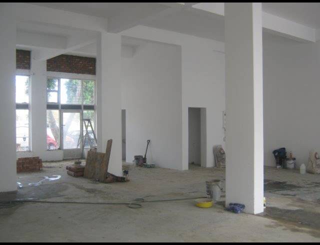 131M² BUSINESS CENTRE TO LET IN STRAND CENTRAL